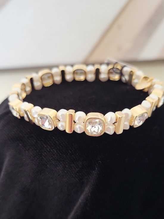 Talbots Jewelry - Talbots Elegant Faux Gold Pearl & Crystal Stretch Bracelet